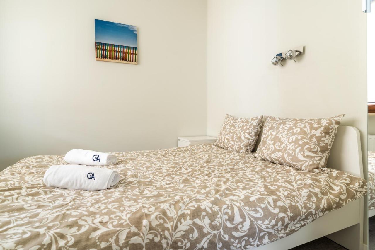 وارسو Golden Apartments - City Center - Gieldowa المظهر الخارجي الصورة